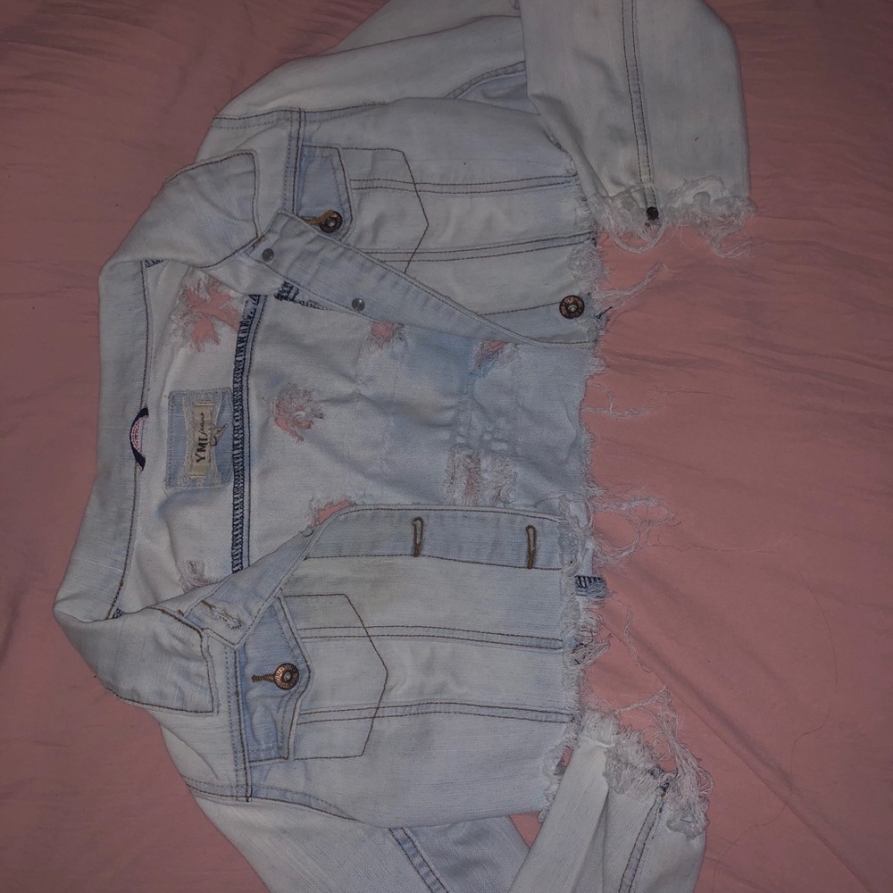 Jean jacket - Picture 2 of 4